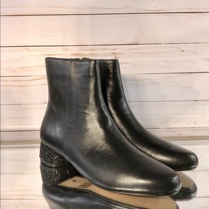 NWOT Raye Black Leather Ankle Boots